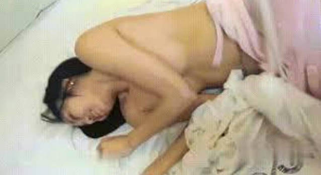 《百度云泄密》汉风美女和男友之间的私密被渣男曝光 海报
