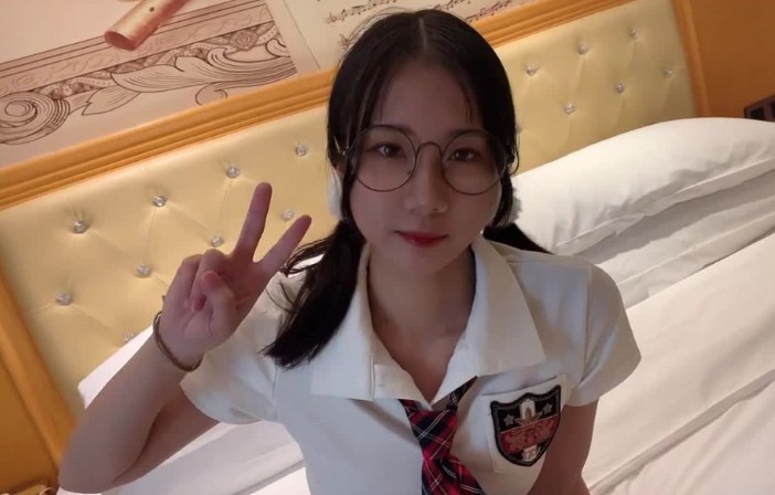 史上最清纯制服嫩妹！超完美露脸勾魂体验 海报