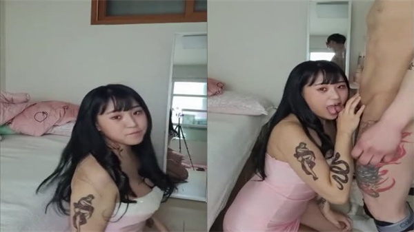 【韩国直击】肉感刺青女主播深夜1V1激情直播 第一视角淫水四溅啪啪实录 海报