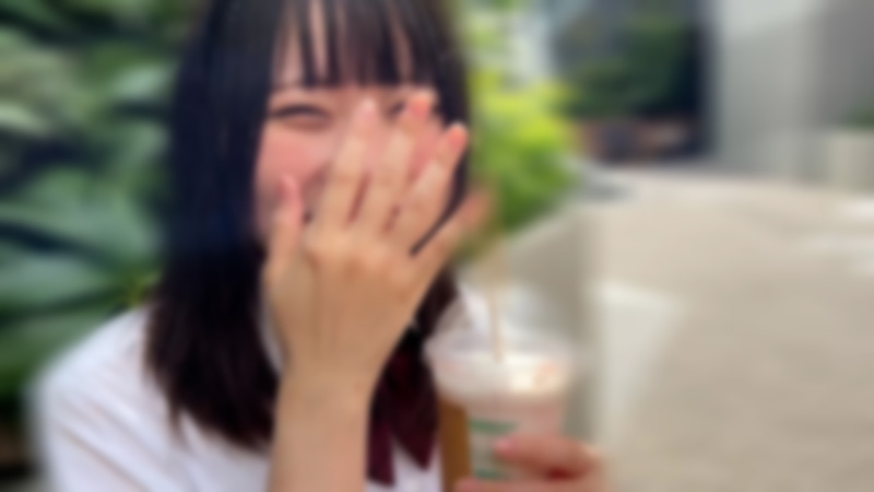 FC2-4465471 【特別顔出し】「合法巨乳ちゃんをついにゲット！！大好物な子を好き放題突きまくり、初の中出 海报