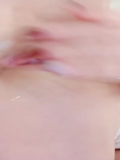小语儿_全网第一粉穴_皮肤白皙_阴毛稀疏_实乃人间佳品_01. 海报